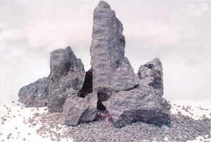 High Alumina Corundum from Baucite) 